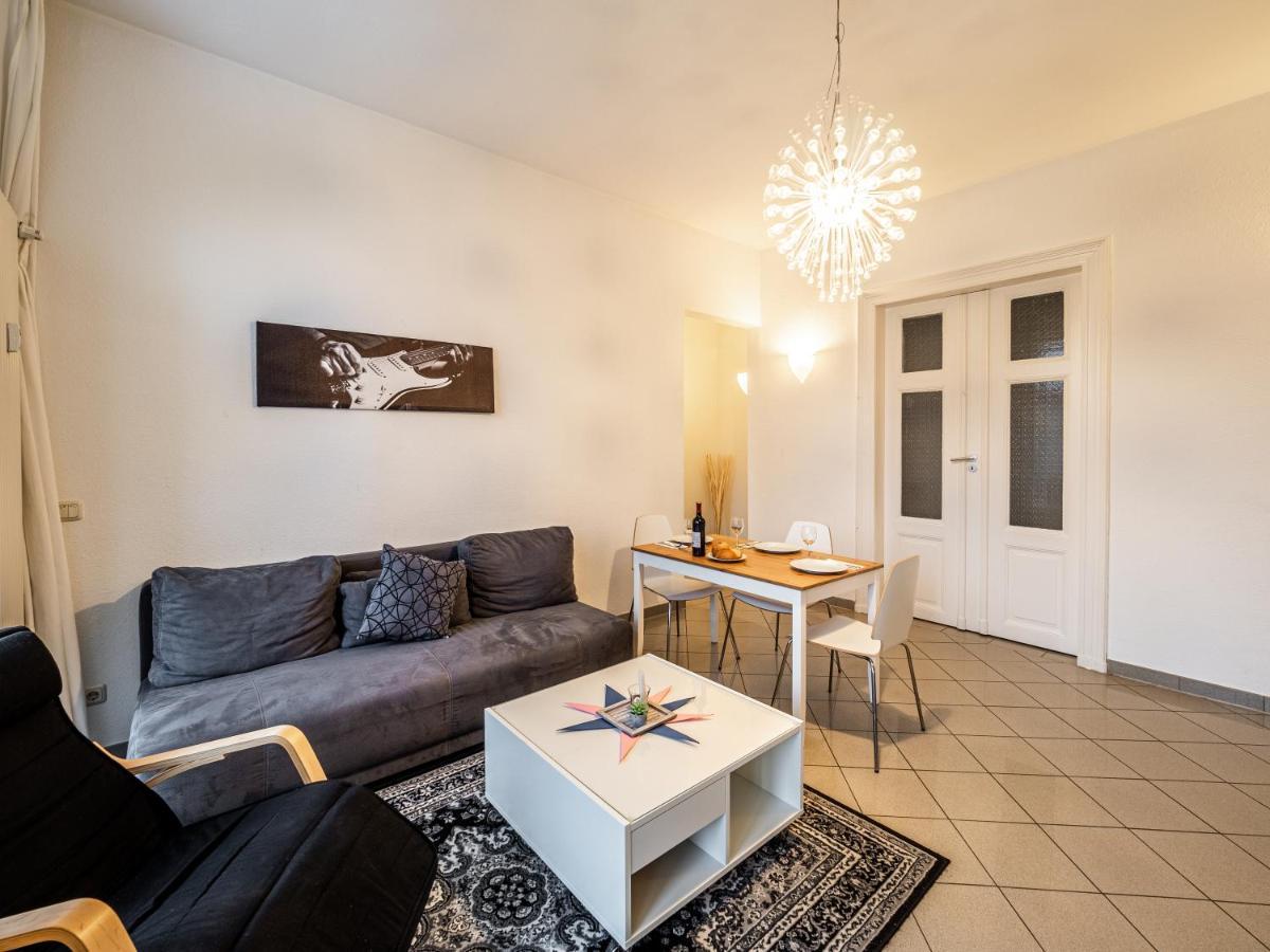 Modernes und geräumiges Apartment im Schauspielviertel Leipzig Exterior foto