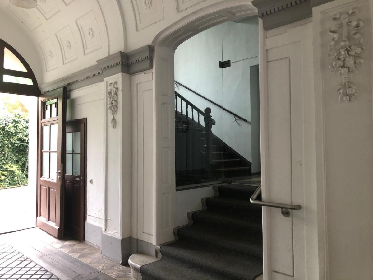 Modernes und geräumiges Apartment im Schauspielviertel Leipzig Exterior foto
